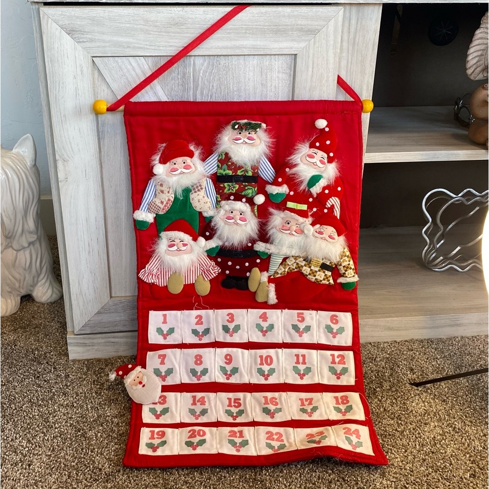 Christmas Advent Calendar Santas Potpourri Design Wood Dowel
